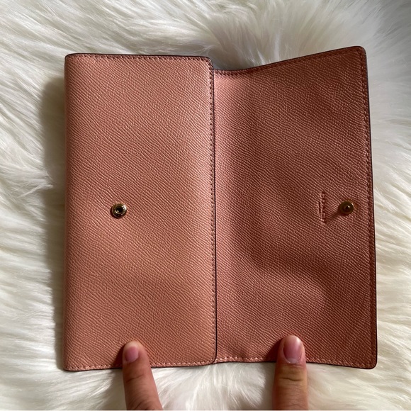 Coach Pink Crossgrain Snap Trifold Wallet - Picture 3 of 7